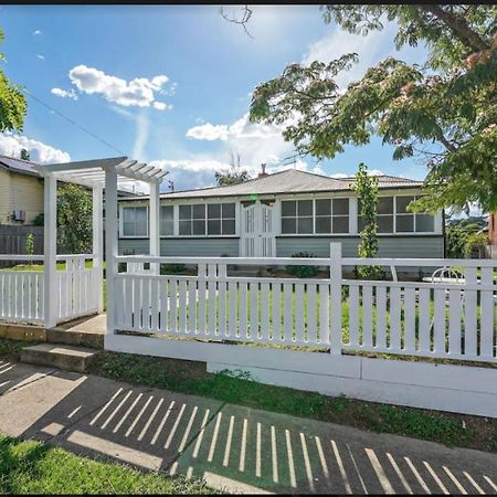 "Donnelly House" Villa Tenterfield Bagian luar foto